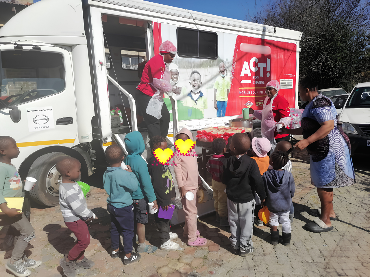 Alice Modiri ensures that no child goes hungry - prioritising the youngest in Alexandra who often have no one else to care for them.